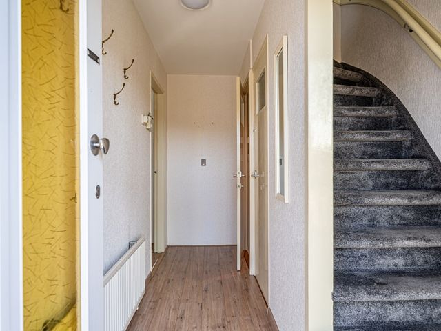 Hoefbladstraat 15, Emmeloord