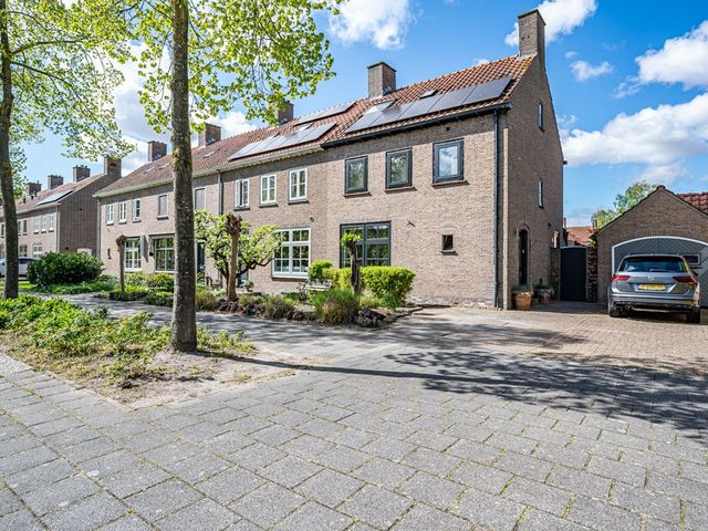 Espelerlaan 63, Emmeloord
