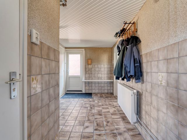 Anerweg-Noord 118, Lutten