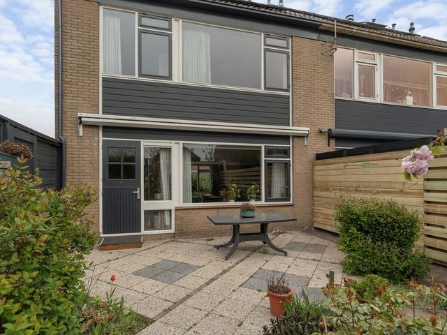 Zonnebloemstraat 42, Katwijk