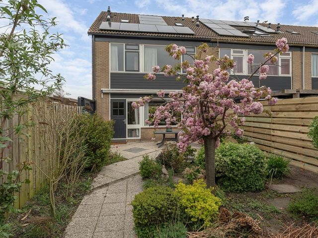 Zonnebloemstraat 42, Katwijk