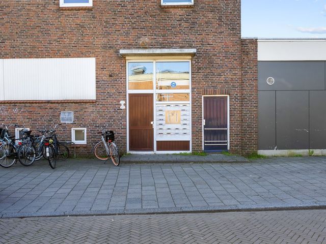 Van Leeuwenhoekstraat 18, Groningen