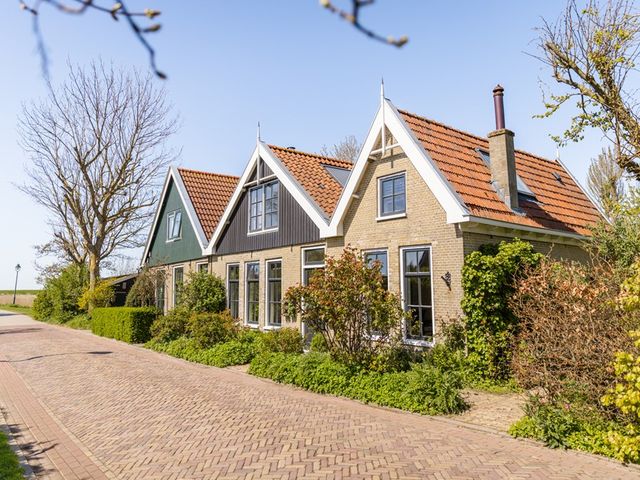 Dorpsweg 22, Cornwerd