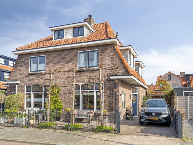 Prinses Julianastraat 21, Bunschoten-Spakenburg