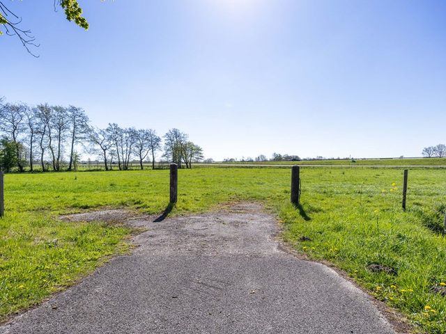 Hamrik 4, Marum