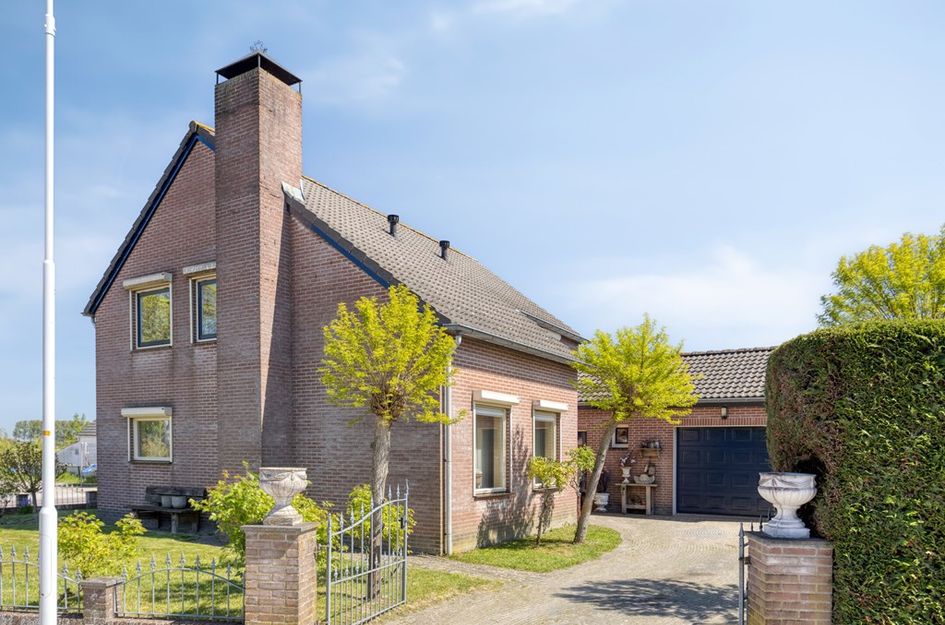 Kerkstraat 27