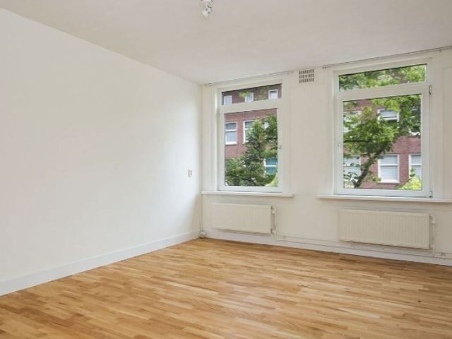 Orteliusstraat , Amsterdam