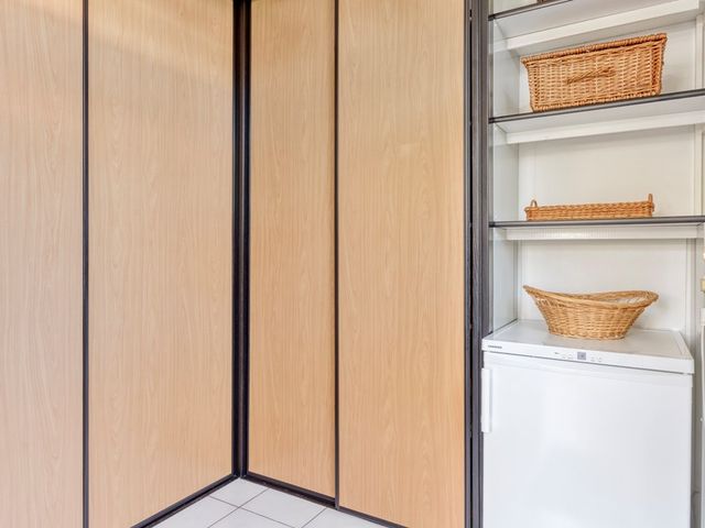 Admiraal de Ruyterlaan 9, Hendrik-Ido-Ambacht