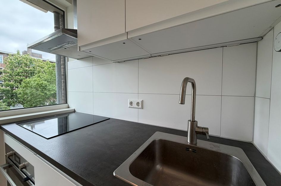 Admiraal de Ruyterweg 37C