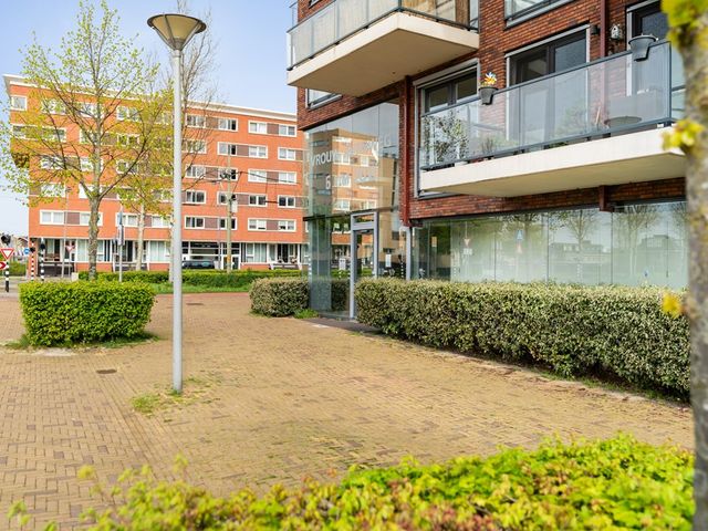 Vrouw Avenweg 12, 's-Gravenhage