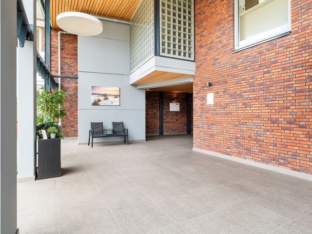 Vrouw Avenweg 12, 's-Gravenhage