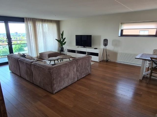 Boulevard 1945 375 111, Enschede