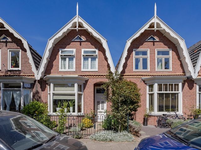 Drieboomlaan 17, Hoorn
