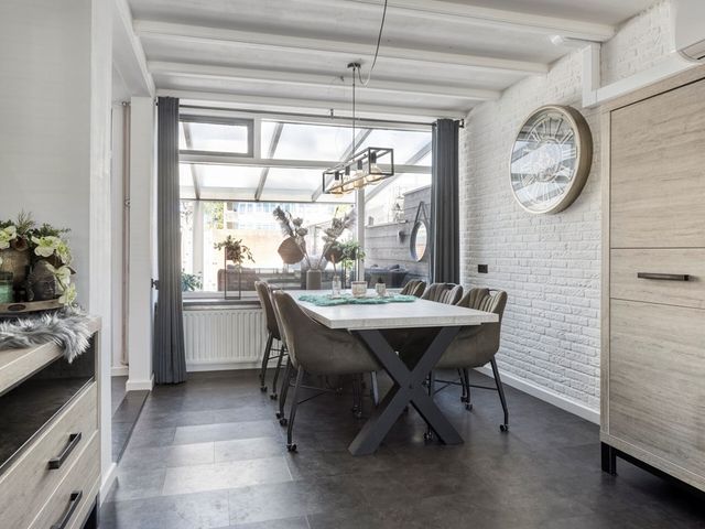 Jan Vermeerlaan 219, Roosendaal