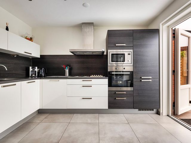 Balmerstraat 42, Apeldoorn