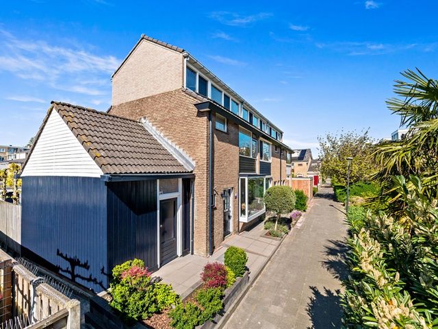 Frans van Mierisplein 3, Maassluis