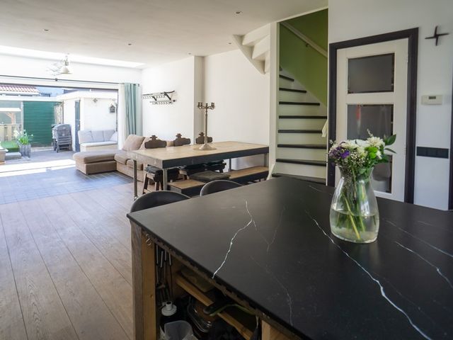 Korenbloemstraat 14, Amsterdam