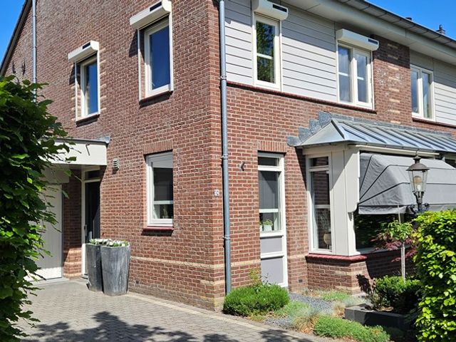 De Clercqstraat 32, Veenendaal