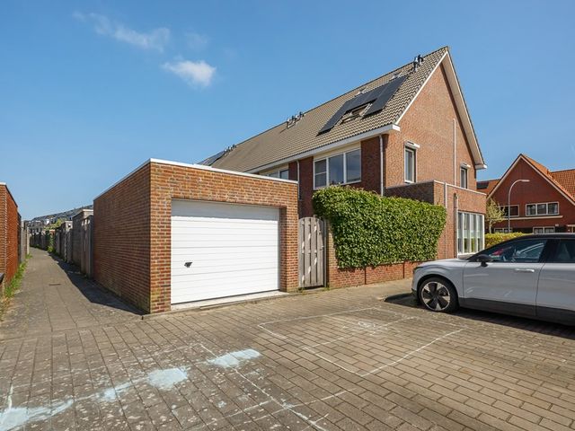 Kruiskamplaan 90, Uitgeest