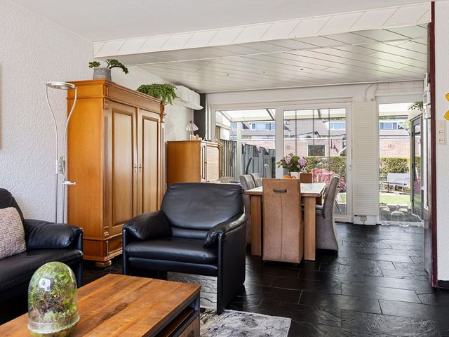 Baarle Hertoglaan 53, Eindhoven