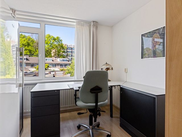 Baarle Hertoglaan 53, Eindhoven