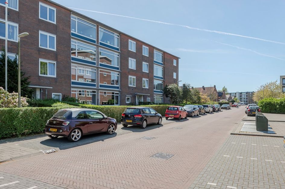 Beeklaan 35