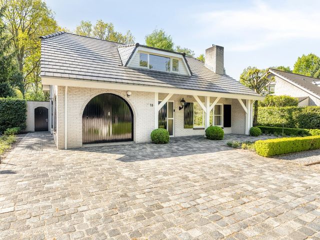Fazantenlaan 15, Made