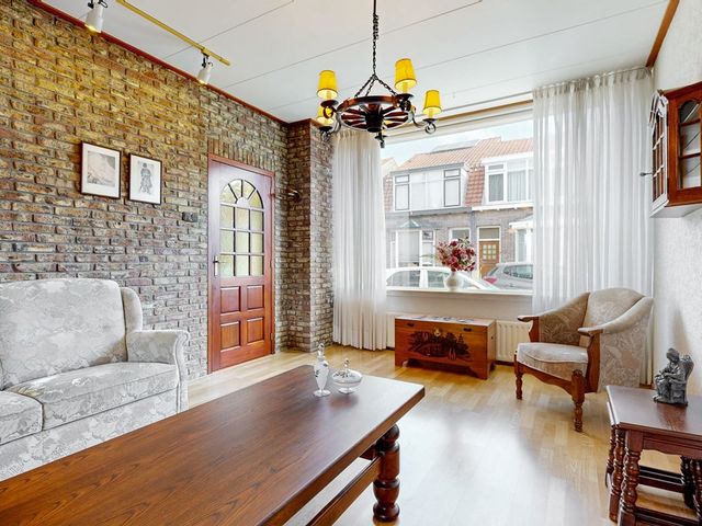 Admiraal de Ruyterstraat 55, Sliedrecht