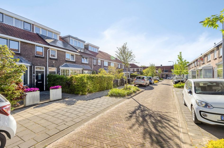 Eikeboomstraat 13