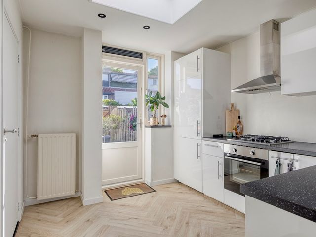 Eikeboomstraat 13, Zwijndrecht