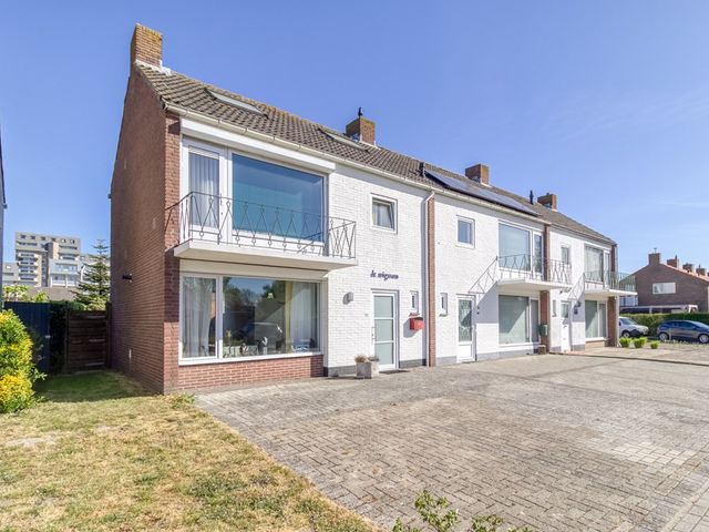 Egelantierlaan 13, Cadzand