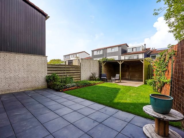 Slechtvalkhof 22, Delft