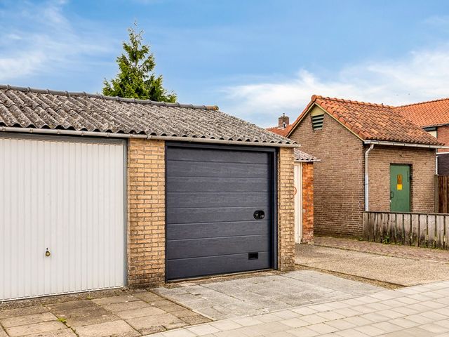 Margrietstraat 24, Kloosterzande