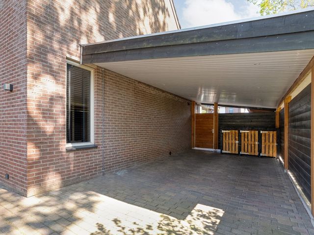 Klaproos 42, Hardenberg