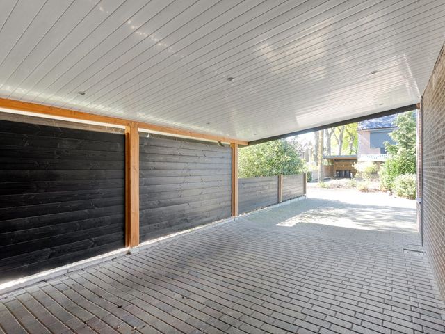 Klaproos 42, Hardenberg