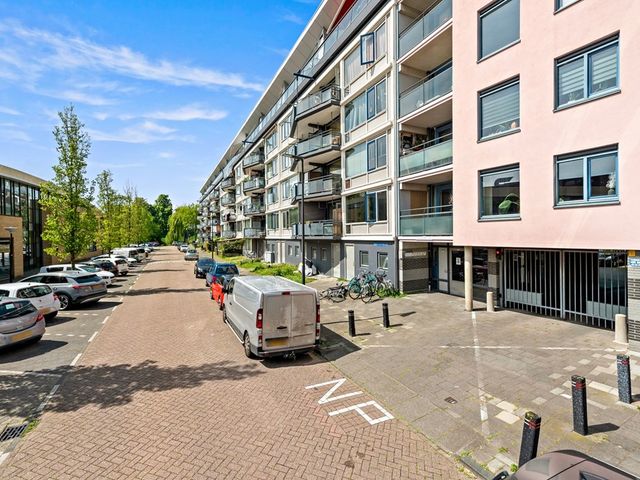 Vincent van Goghlaan 133, Maassluis