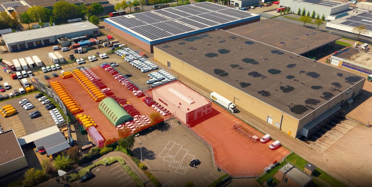 edrijfsruimte met ruim buitenterrein aan de Kennedylaan 4a in Veghel!