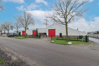 Bedrijfscomplex op perceel van 4.909 m² in Oss.