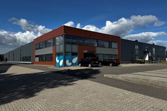 Bedrijfsruimte met kantoren op bedrijventerrein De Vutter in ’s-Hertogenbosch!