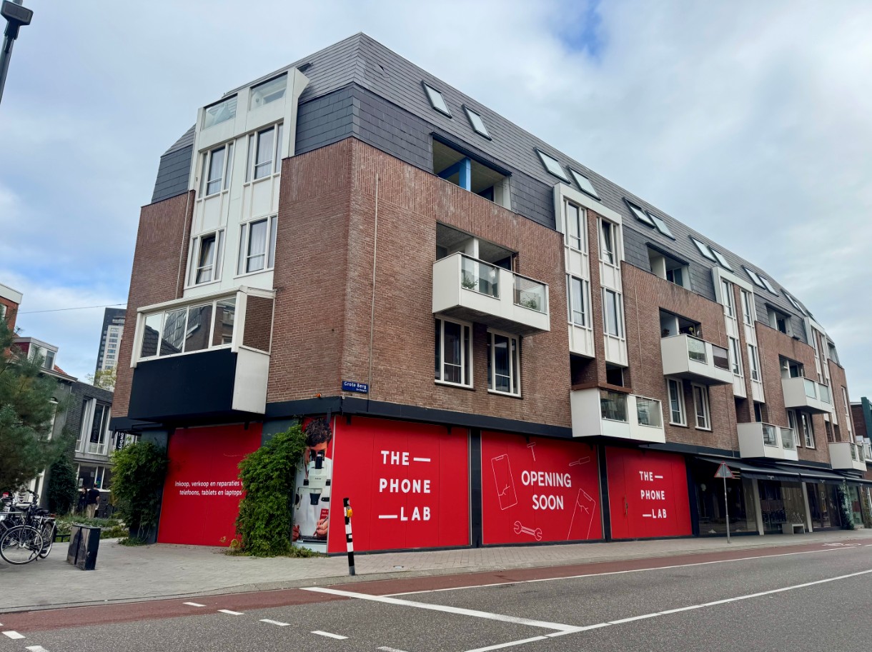 ThePhoneLab huurt winkelruimte in centrum Eindhoven.
