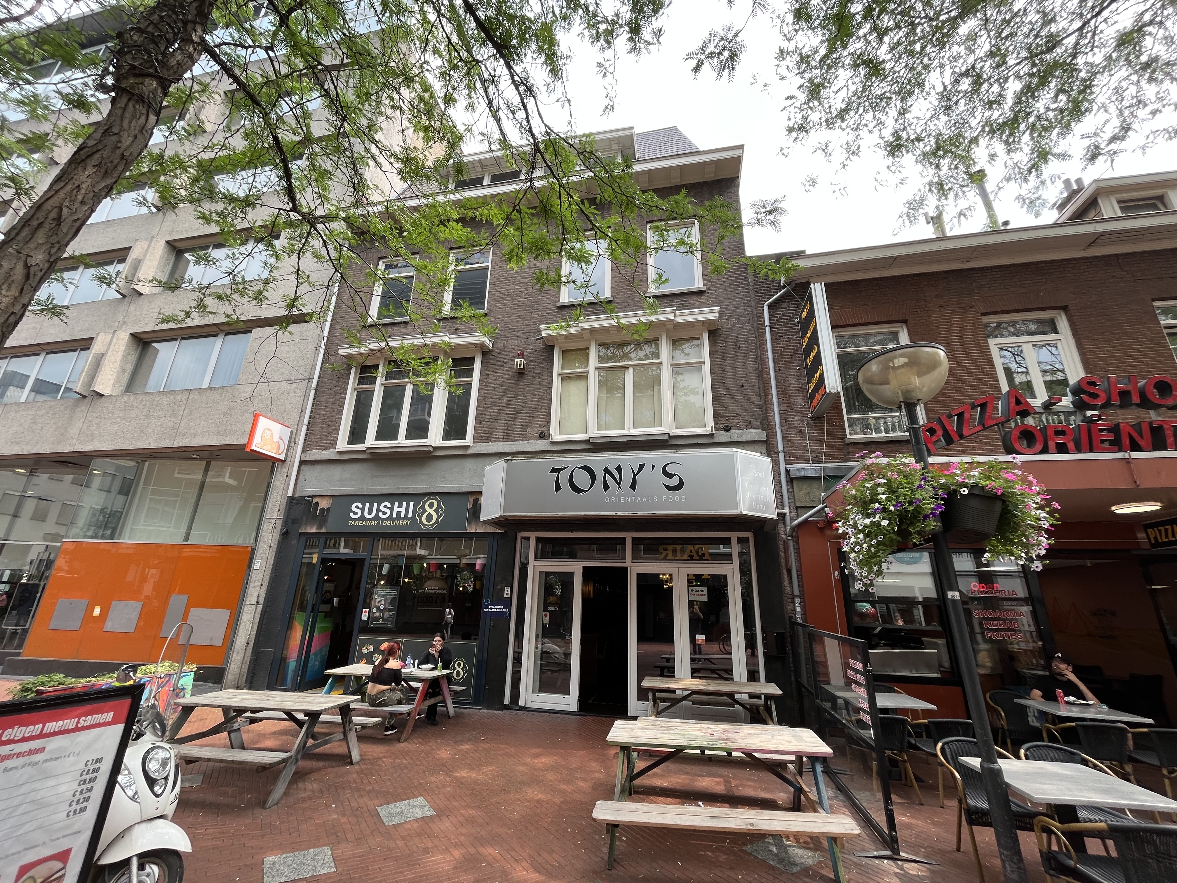 Winkel-/woonpand verkocht in het centrum van Eindhoven!