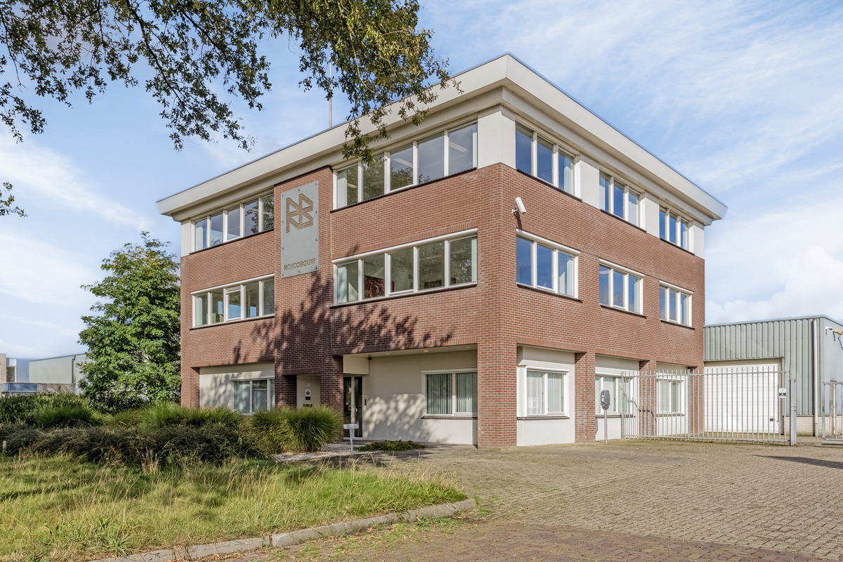 Bedrijfscomplex, Bosschebaan 64 in Heesch.