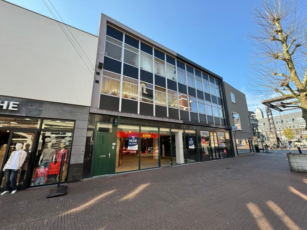 Veestraat 55, Helmond