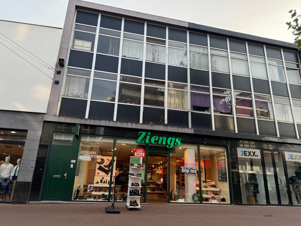 Veestraat 55, Helmond