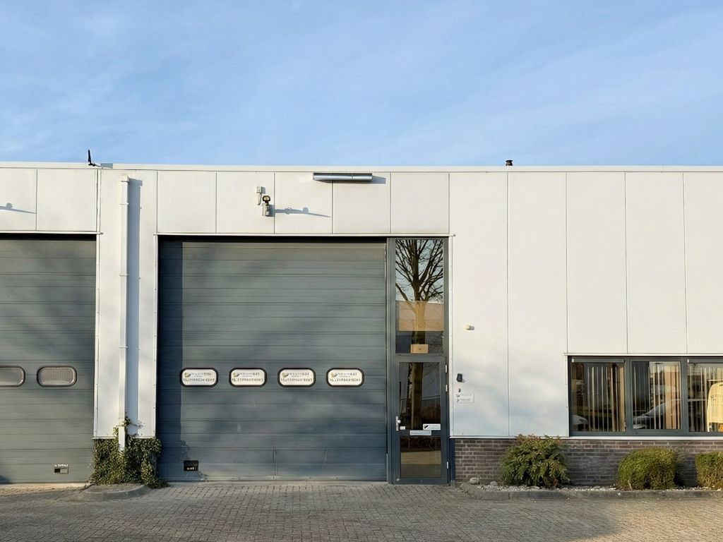 Zandweistraat 4, Waardenburg