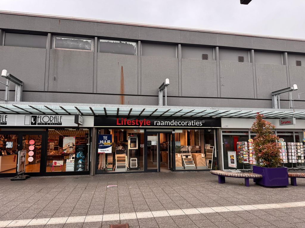Winkelcentrum Woensel 112, Eindhoven