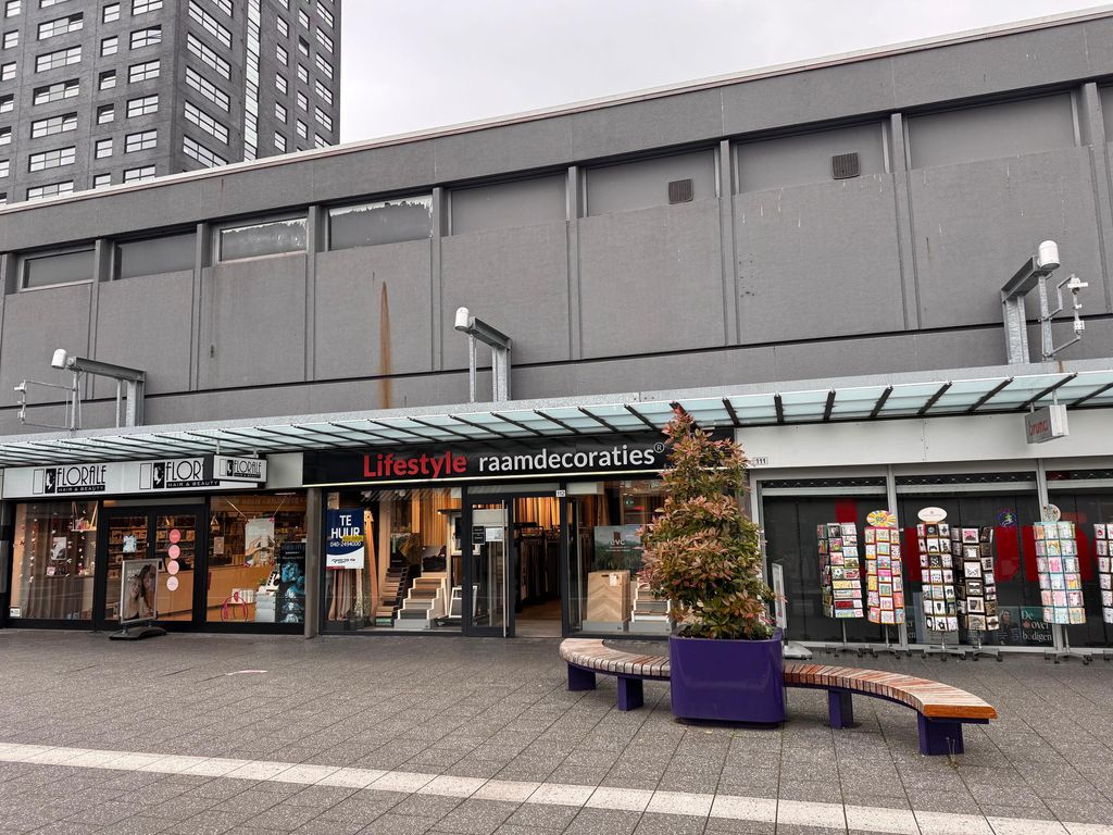 Winkelcentrum Woensel 112, Eindhoven