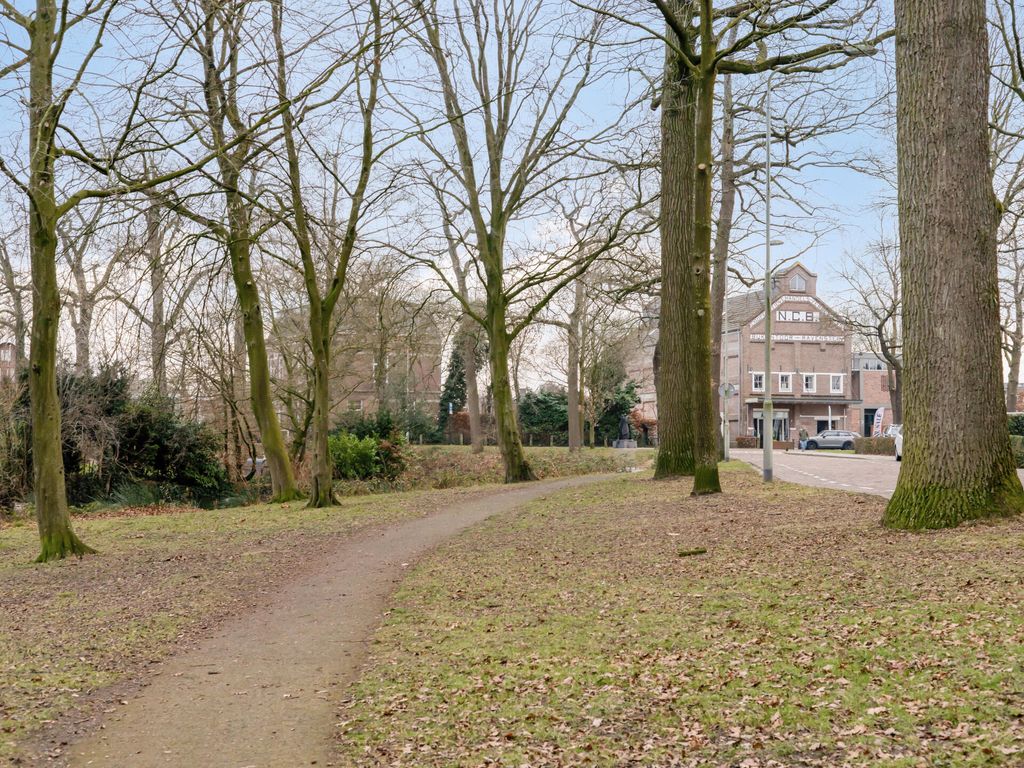 Mgr. Zwijsenstraat 1B, RAVENSTEIN