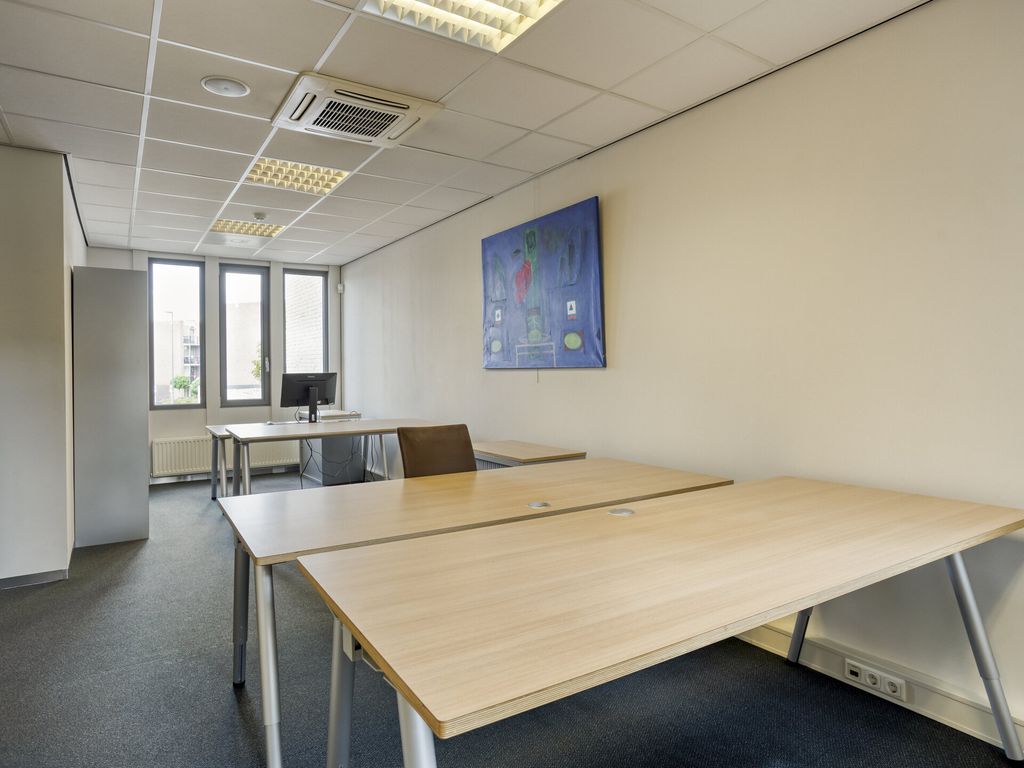 Raadhuislaan 15, Oss