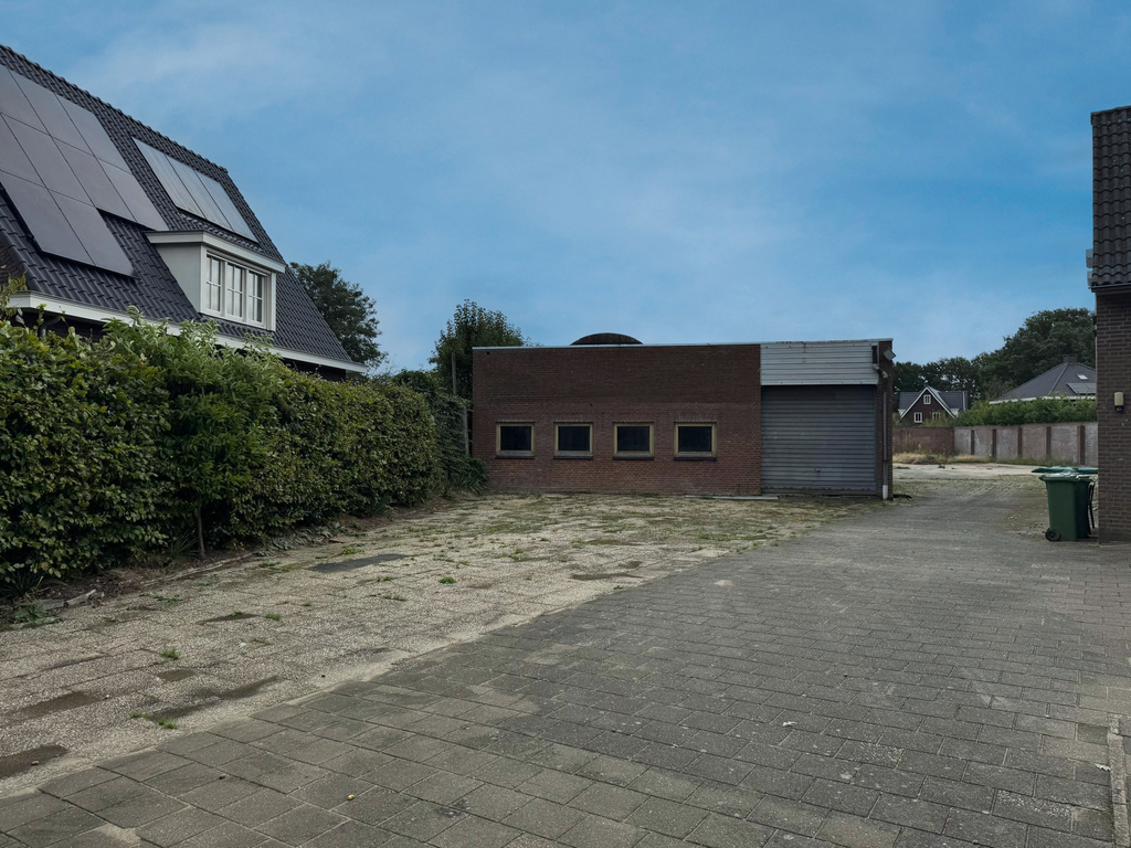 Hoefstraat 15, HEESCH